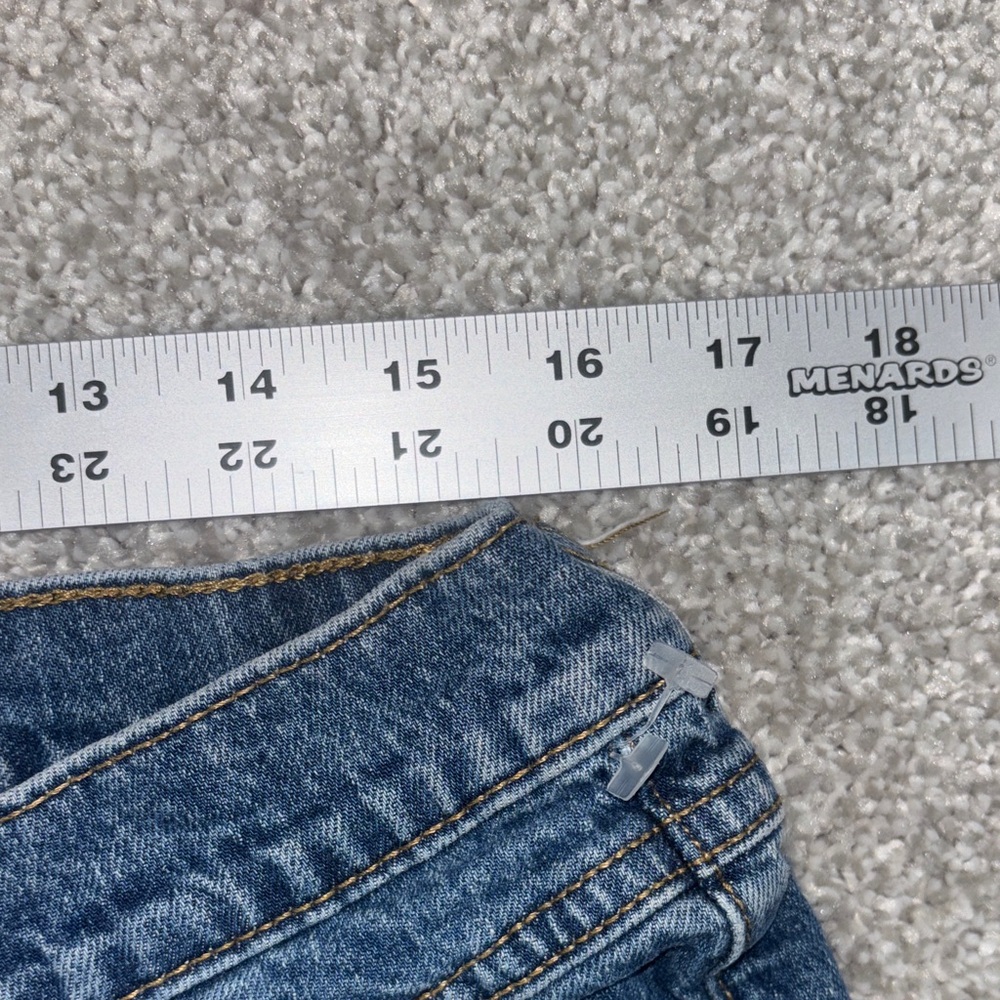 Universal Thread high‎ rise midi size 16  Blue Jean Shorts - Picture 4 of 4